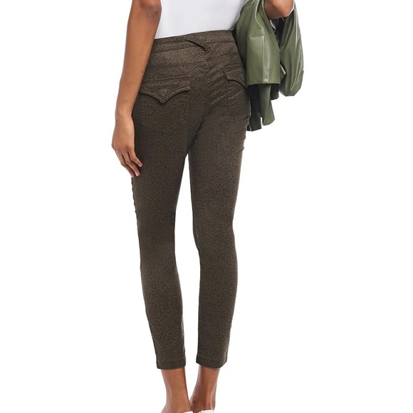 Joie Park Skinny Jeans | cropped leopard-print cotton-blend twill skinny pants - Picture 3 of 8